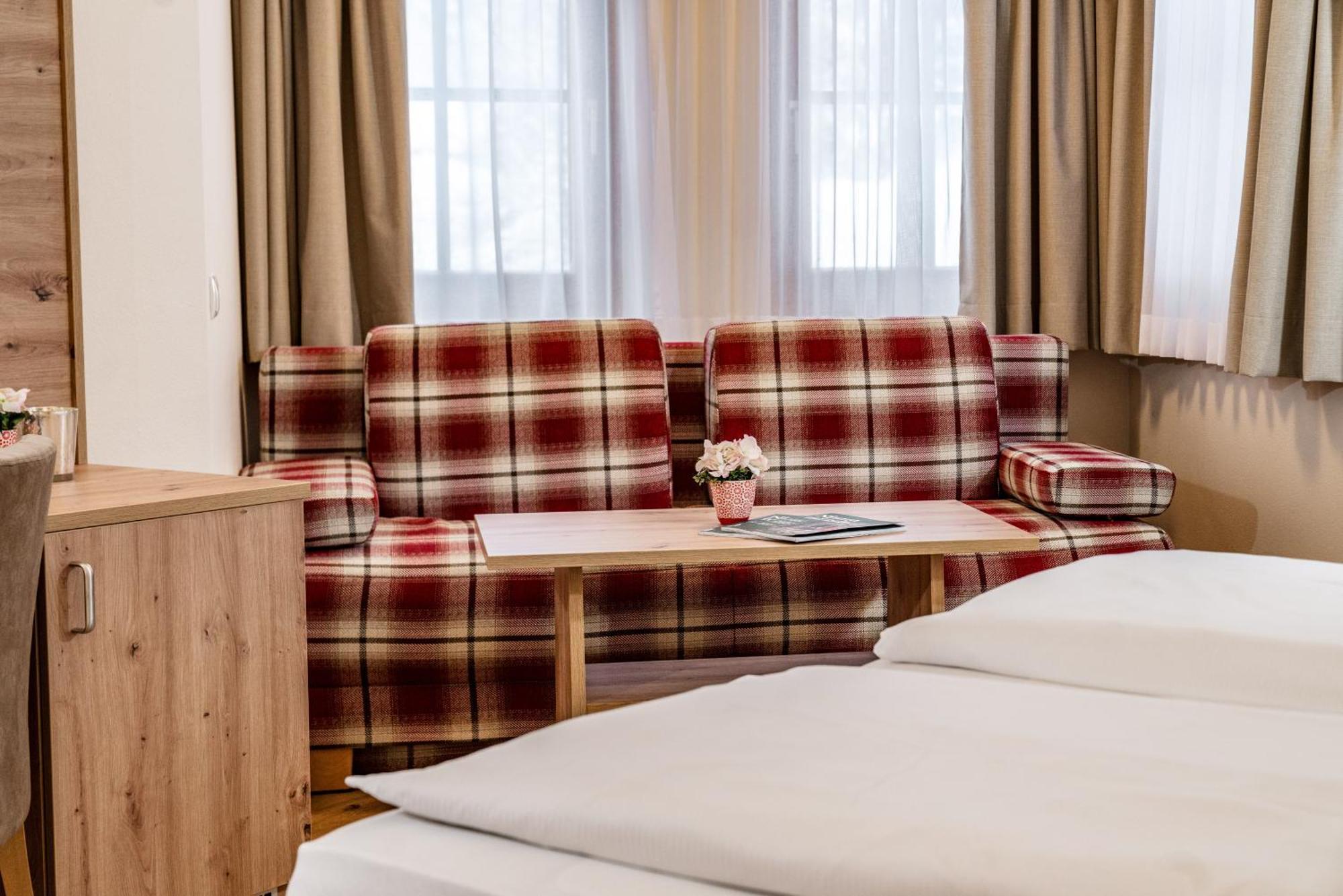 Hotel Am Sonnenhuegel فيلزموس المظهر الخارجي الصورة